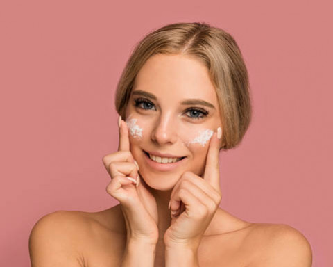 15 trucchi per mantenere un tatuaggio bello e splendente