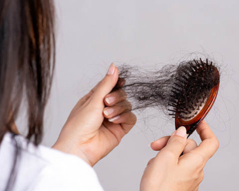 Les meilleurs soins anti-chute de cheveux
